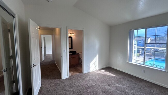 Building Photo - 3945 Dale Rd