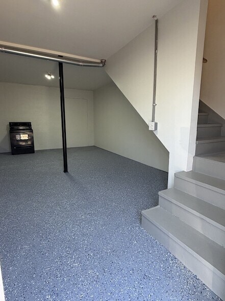 Building Photo - 157 Vulco Dr