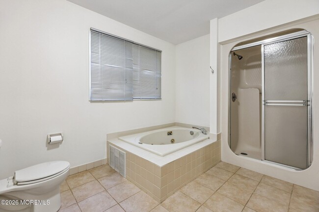 Building Photo - 157 Northampton Dr