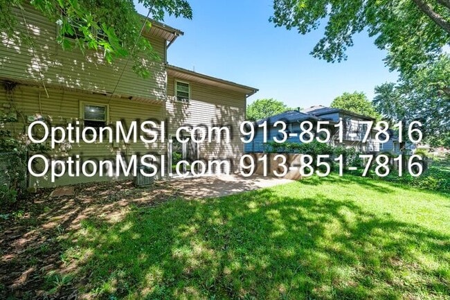 Building Photo - Affordable JOCO duplex~