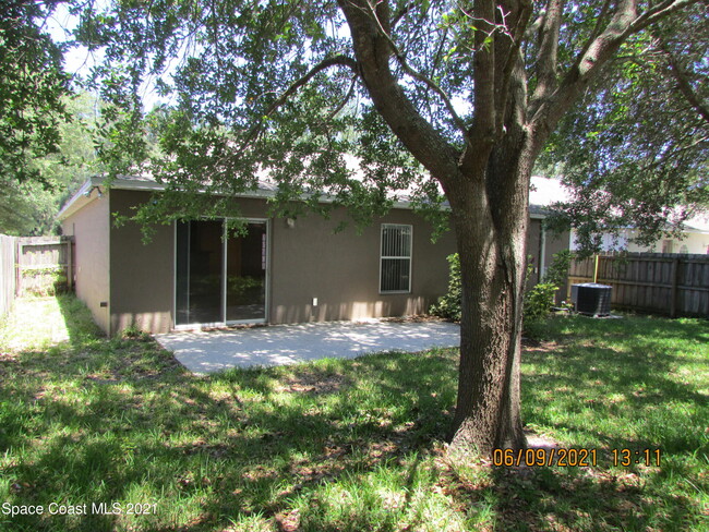 Building Photo - 3472 Chica Cir