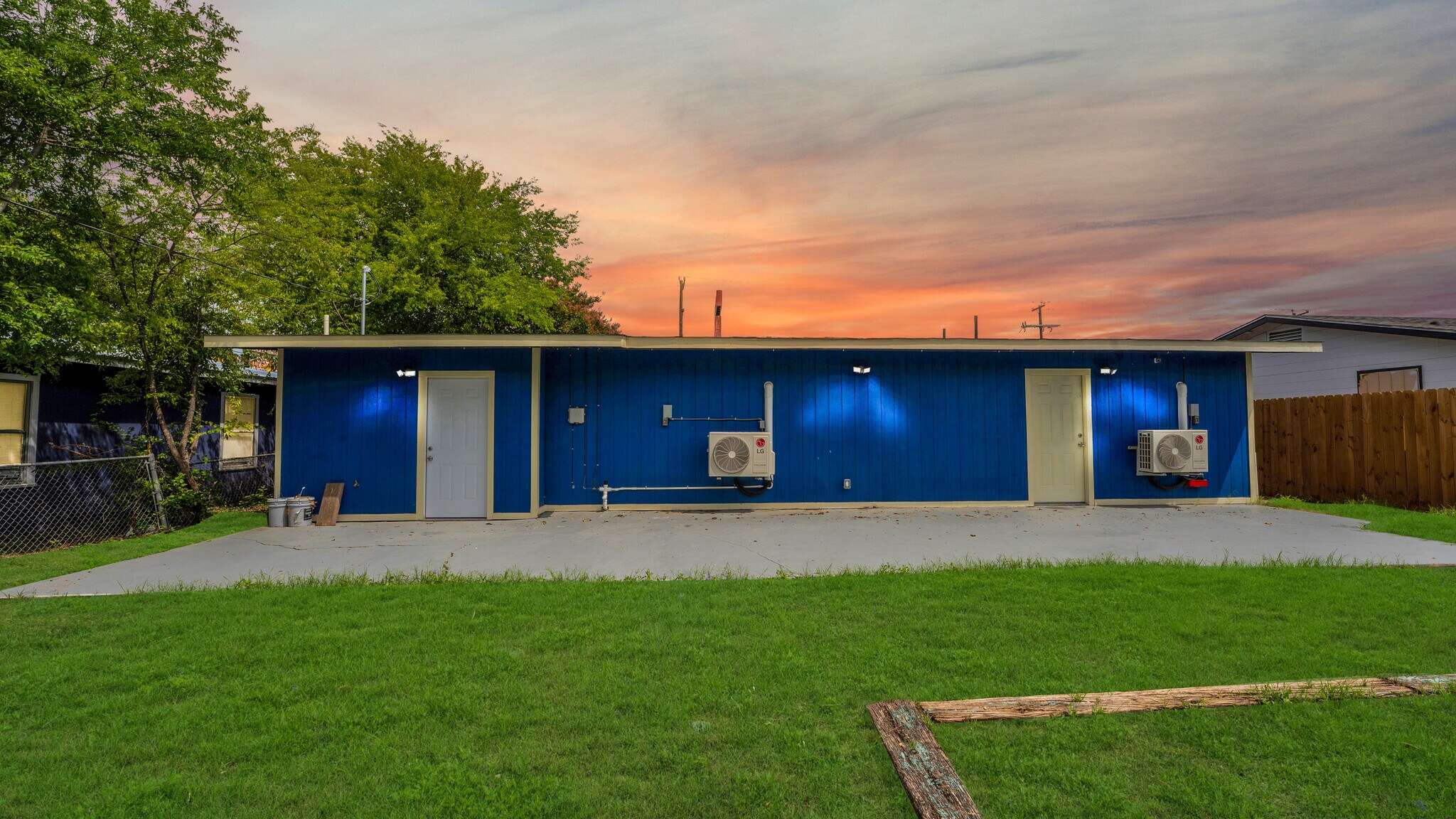 Building Photo - 4530 Walzem Rd