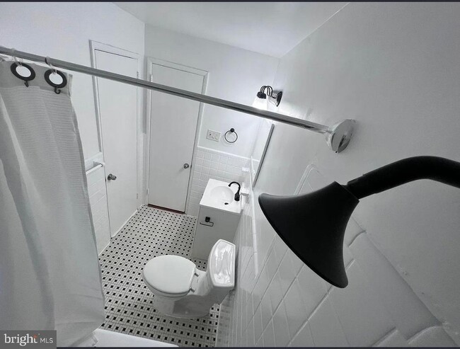 Building Photo - 1812 N Jackson St