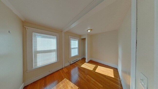 Building Photo - 17 Marcella St