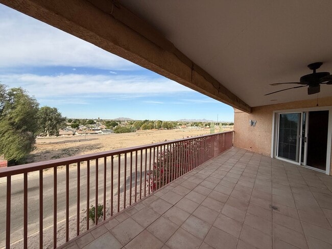 Building Photo - Beautiful Sunset Terraces Condo for Rent!