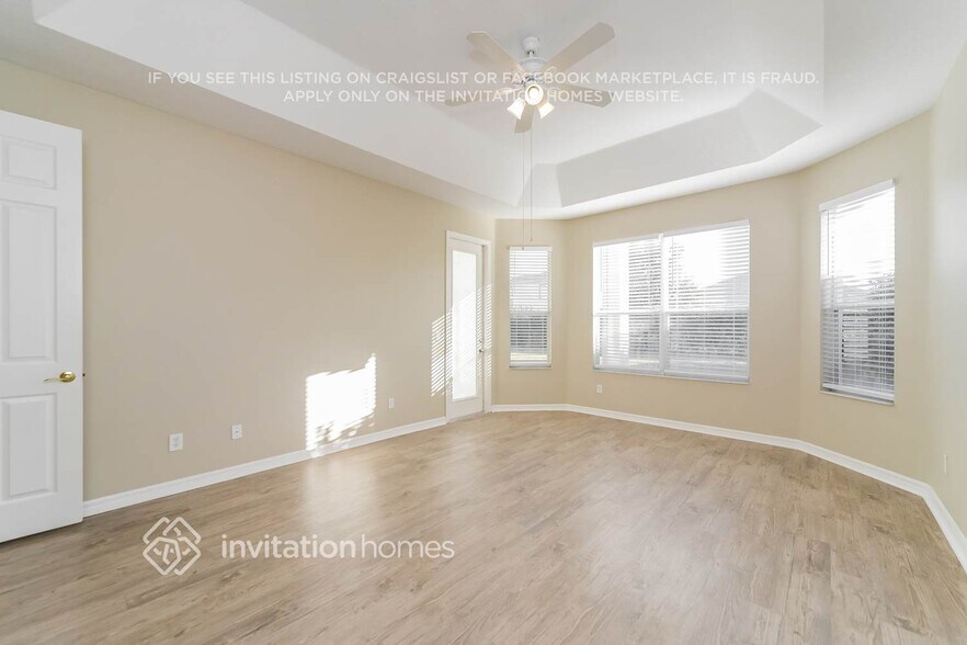 Building Photo - 11530 Vicolo Loop