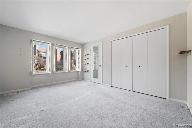 Building Photo - 1863 Wingate Rd