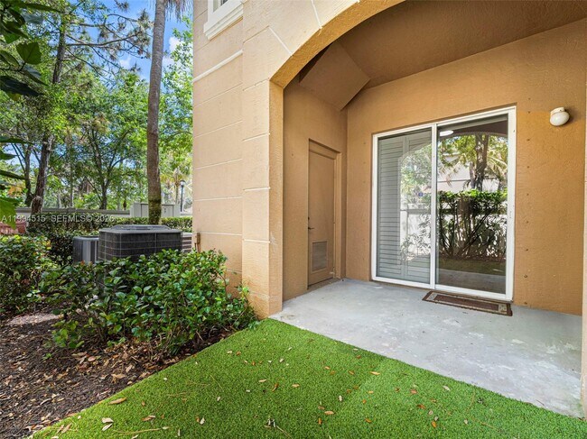 Building Photo - 4851 Bonsai Cir