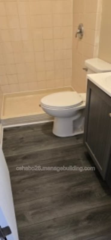 Building Photo - 322 W Merchant St