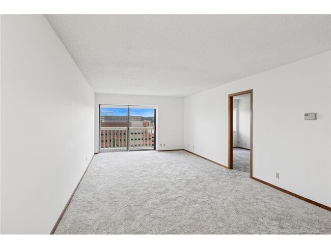 Building Photo - AVAILABLE NOW - Gorgeous 2 BR, 2 BA Condo,...