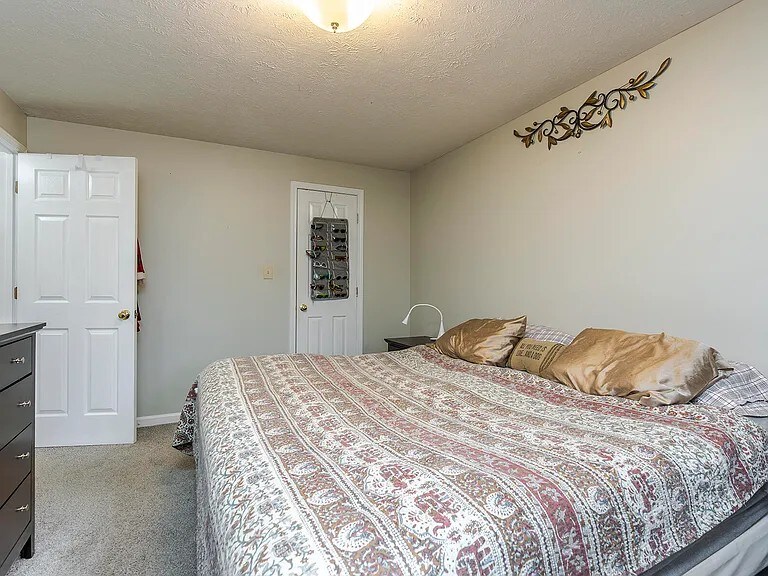 Building Photo - 1452 Hartland Woods Way