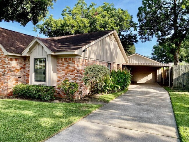 Building Photo - 2206 Tannehill Dr