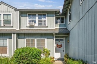 Building Photo - 1507 Pinebrook Pl
