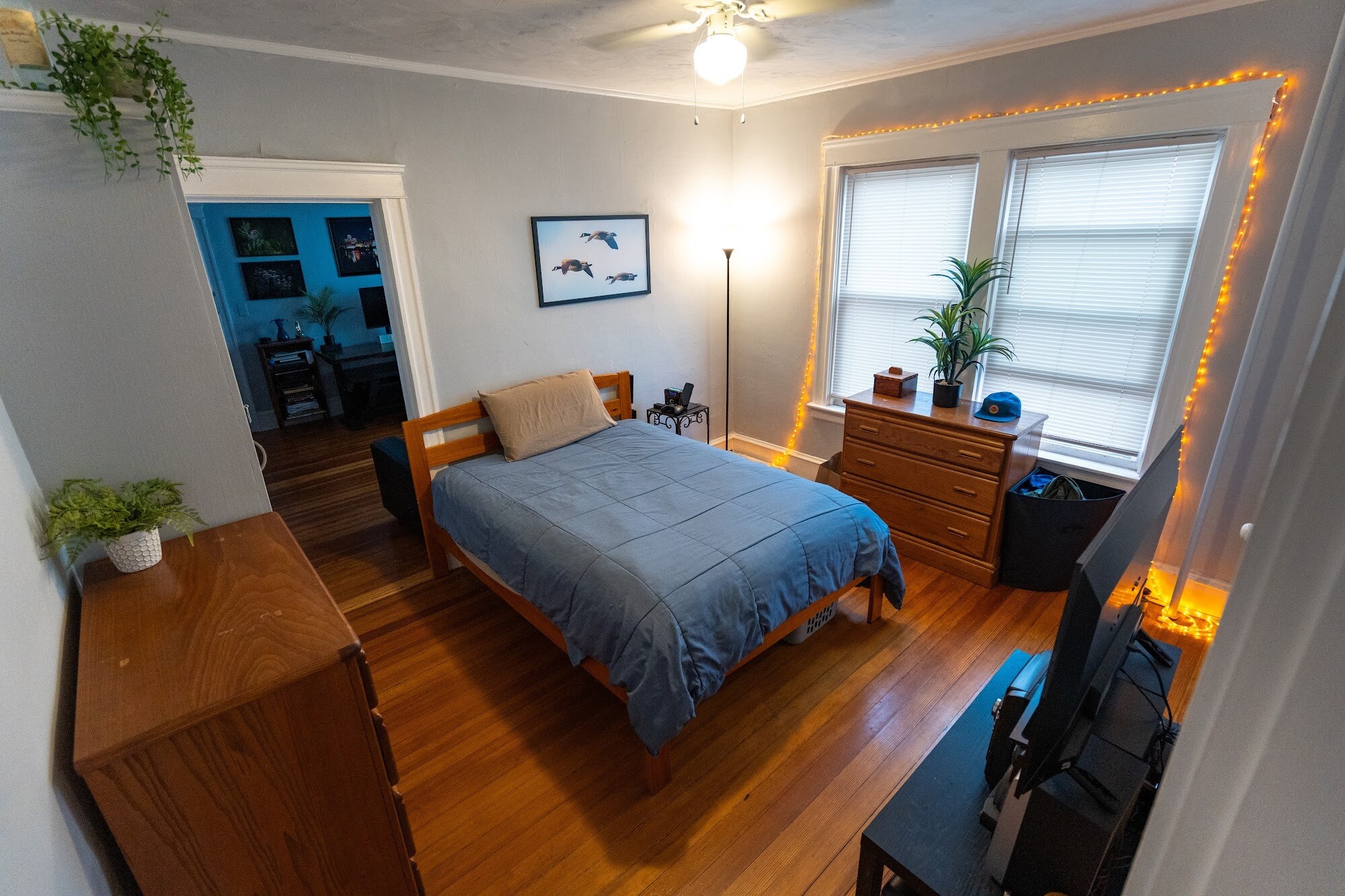 Building Photo - 412 Taunton Ave