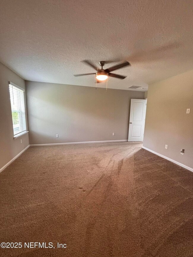 Building Photo - 230 Starnberg Ct