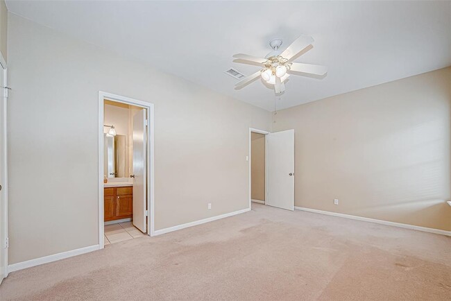 Building Photo - 7337 Regency Square Ct