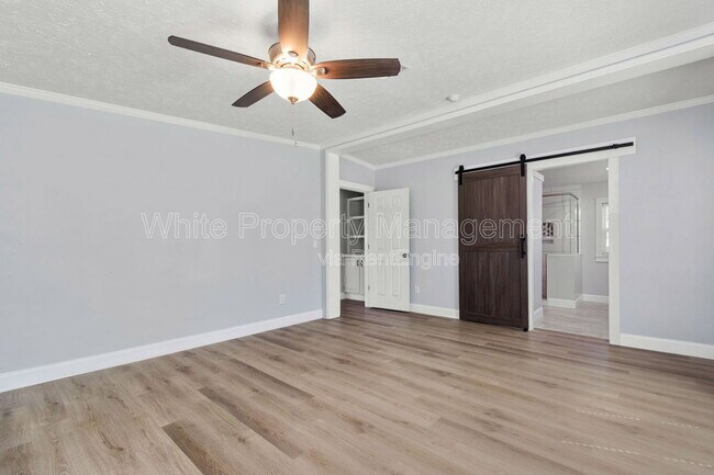 Building Photo - 326 Belton Ave