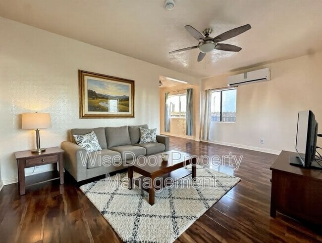 Building Photo - 6204 Gretna Ave