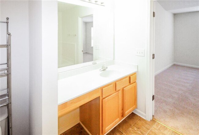 Building Photo - 3893 Grovemont Pl