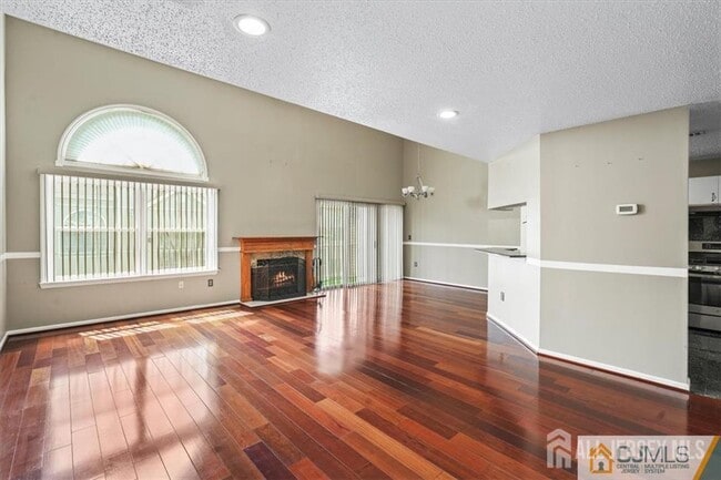 Building Photo - 834 Edpas Rd