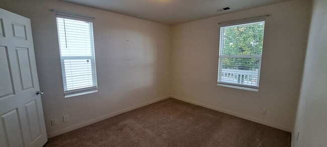 Building Photo - This Solid Build Home is Affordable & Spacious