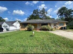 Building Photo - 606 N Moore Rd