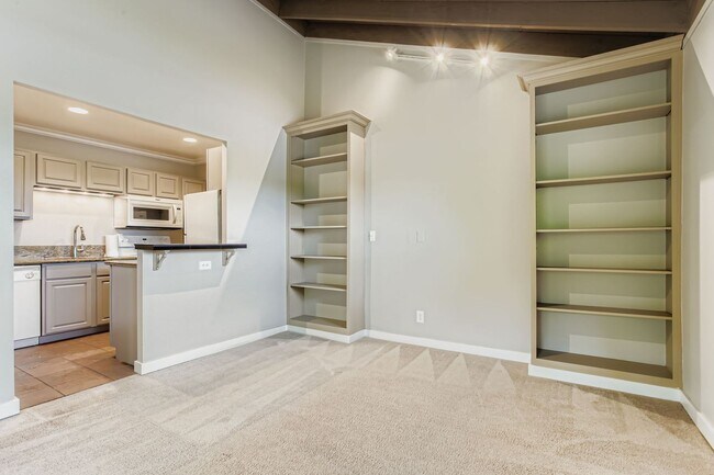 Building Photo - Nicely updated 1 bed 1 bath condo for rent...