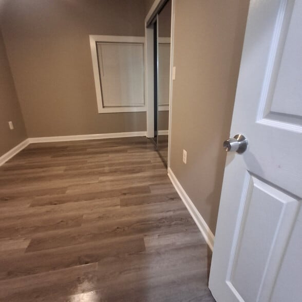 Building Photo - 319 Burns St SE