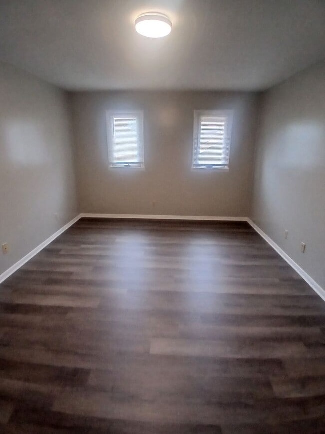 Building Photo - On-Site Laundry