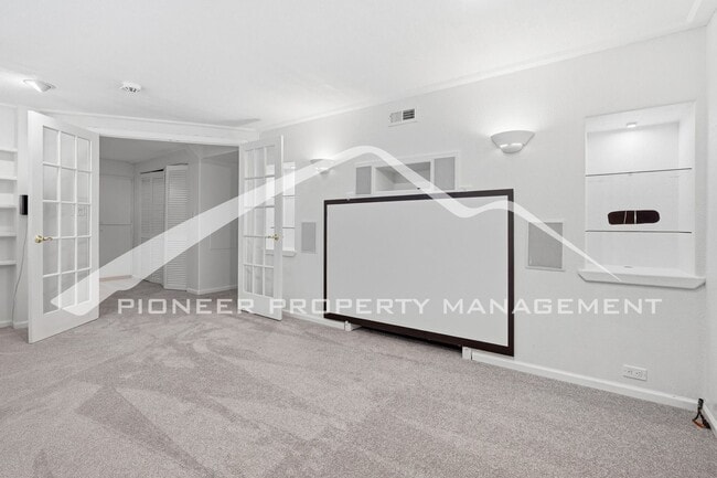Building Photo - Charming home in Longmont