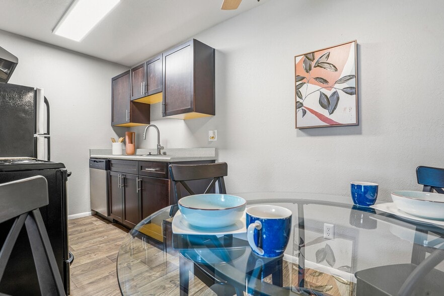 Primary Photo - Callaway