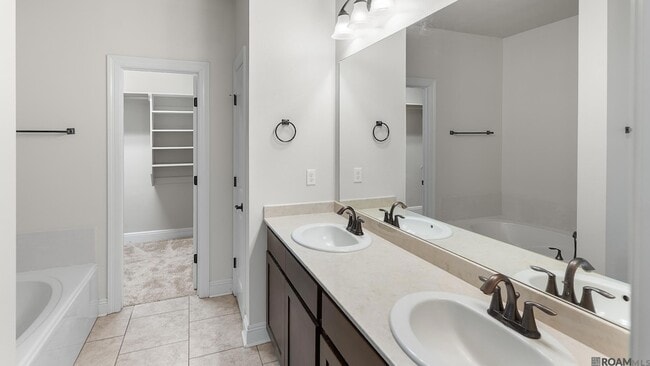 Building Photo - 17634 Hoods Ridge Dr