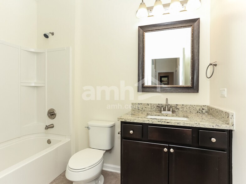 Building Photo - 85036 Furtherview Ct