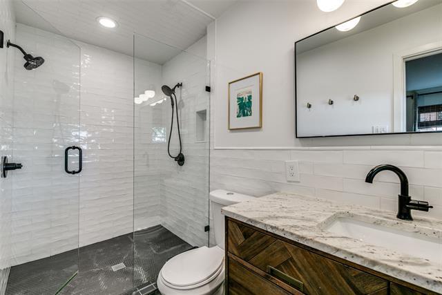 Building Photo - 6145 Monticello Ave