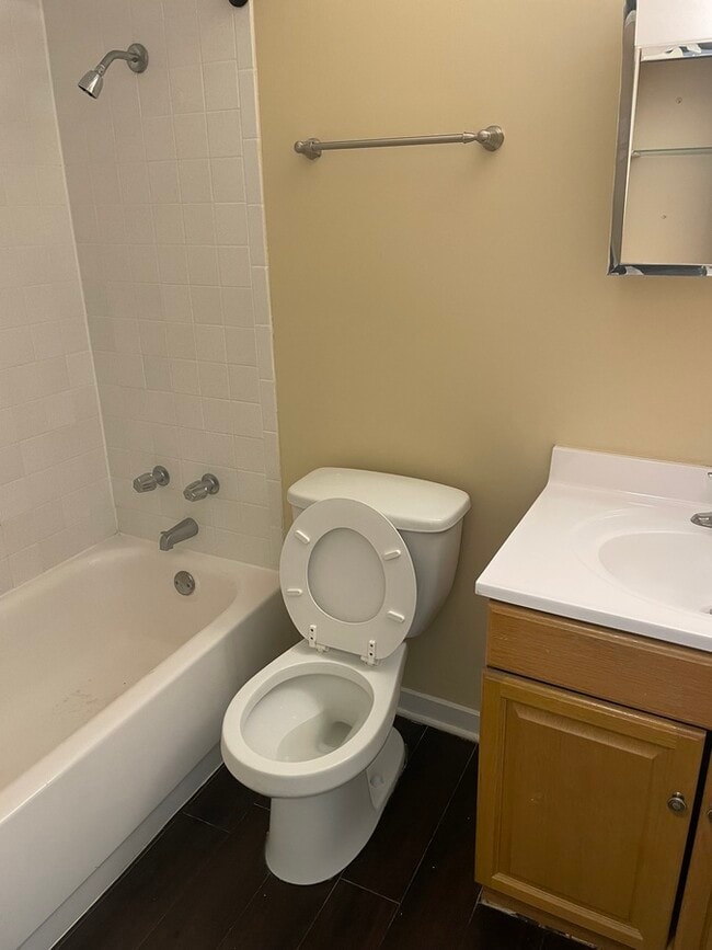 Building Photo - 1500 Light Road