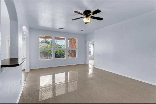 Building Photo - 933 Bens Dr