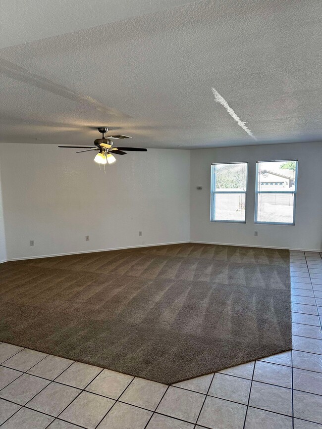 Building Photo - 13735 E Shadow Pines Ln