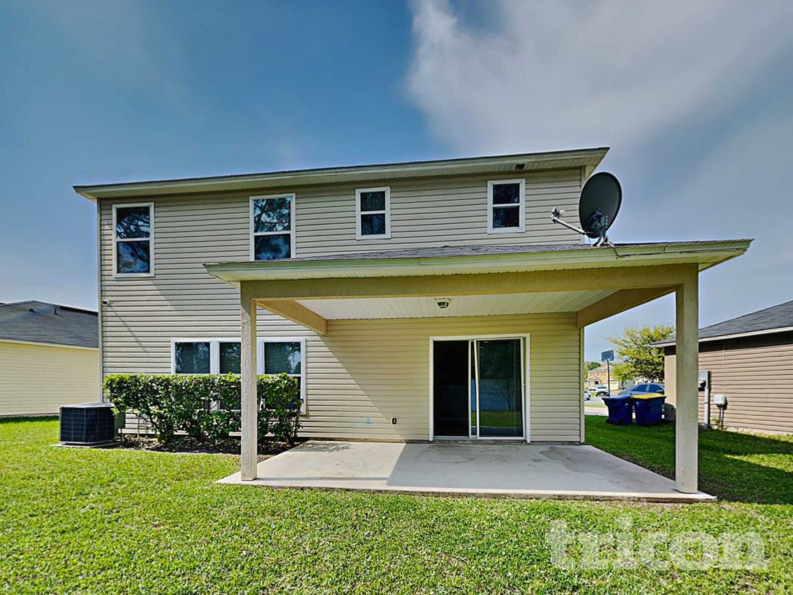 Building Photo - 11982 Alexandra Dr