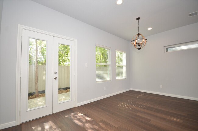 Building Photo - 18825 Luminescent Ln