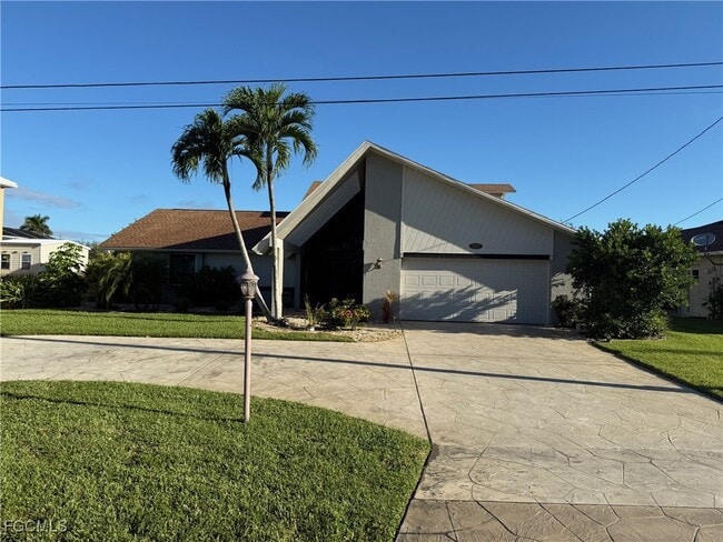 Building Photo - 3417 SW 8th St