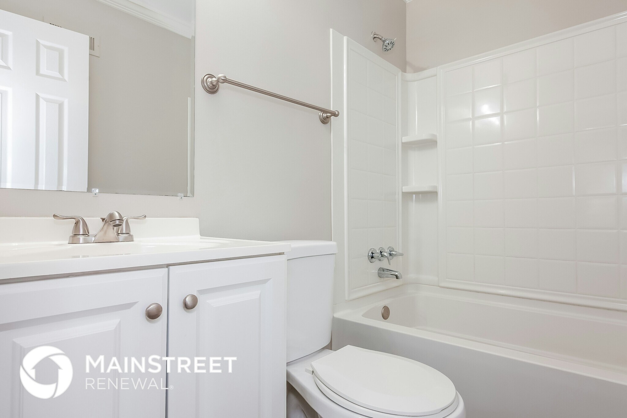 Building Photo - 8711 Farmwood Ct