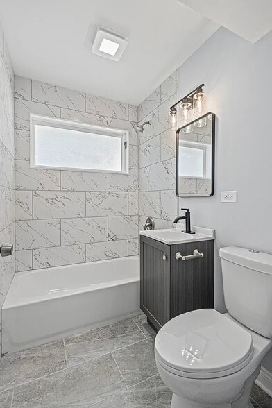 Building Photo - 243 Arcadia St