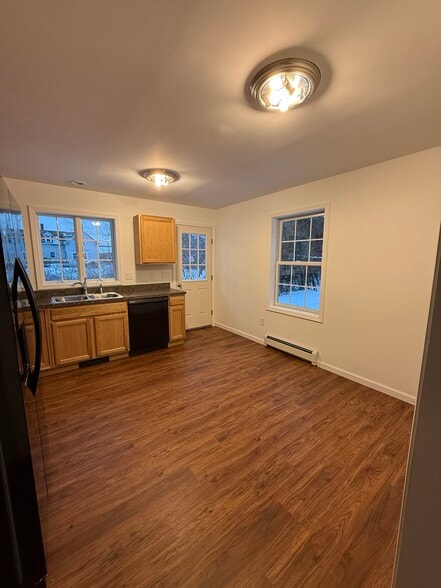 Kitchen - 56 Gary Rd