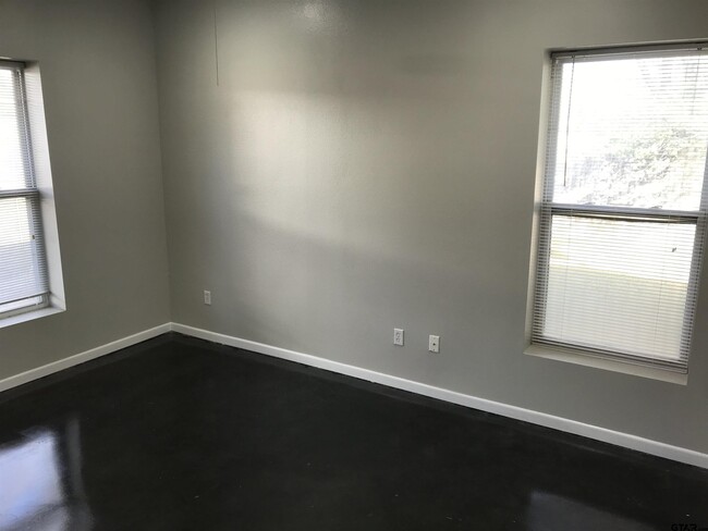 Building Photo - 19040 FM 2493