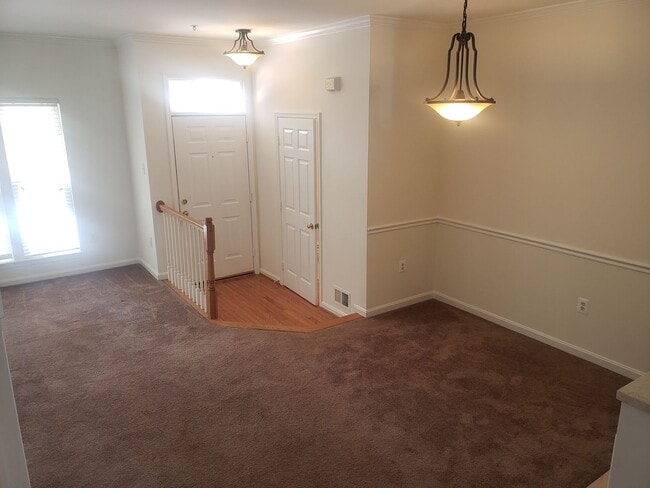 Building Photo - Gorgeous 3 Bedroom 3.5 Bathroom Brick Town...