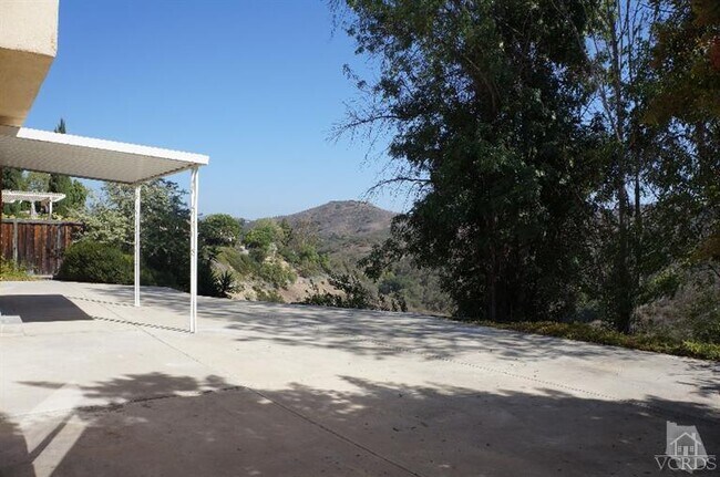 Building Photo - 2623 Velarde Dr