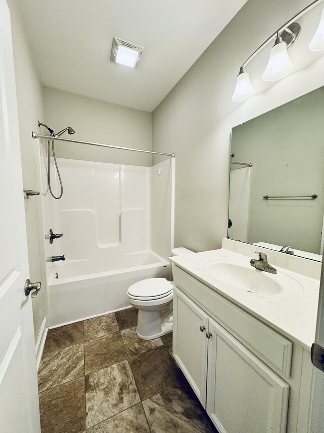 Building Photo - 1501 Ferney Dr