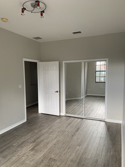 Building Photo - 15147 Summit Place Cir