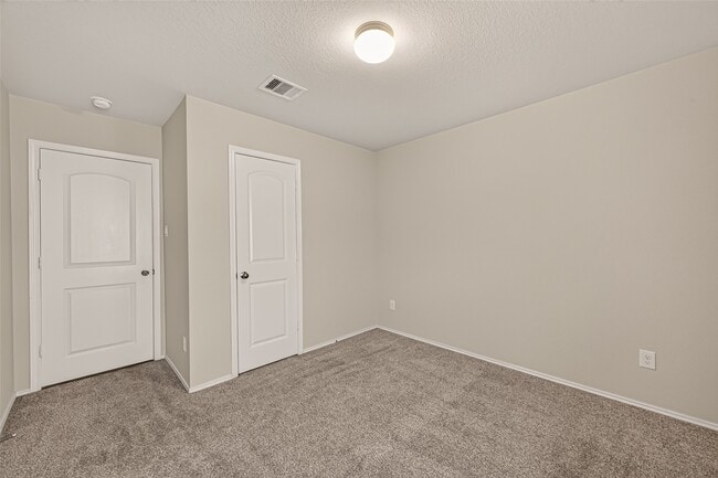 Building Photo - 21422 Chester Cliff Ln