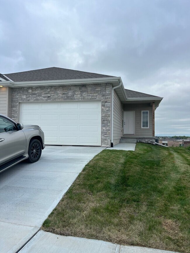 Building Photo - Brand-New Ranch in Papillion | 4BR + Finished Basement + Deck + All-Inclusive Amenities